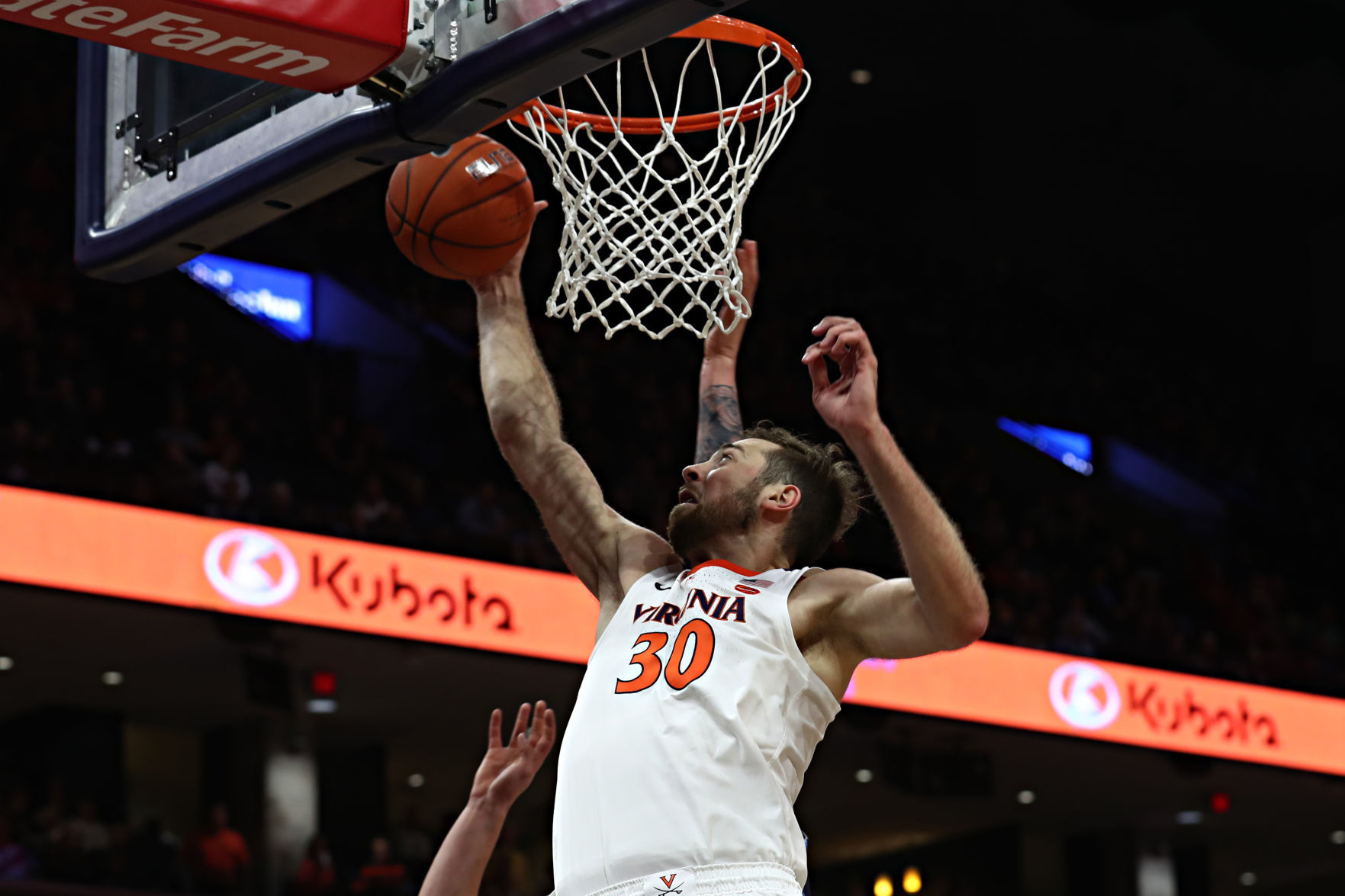 20191127_cdp_sports_uvabasketball138.JPG